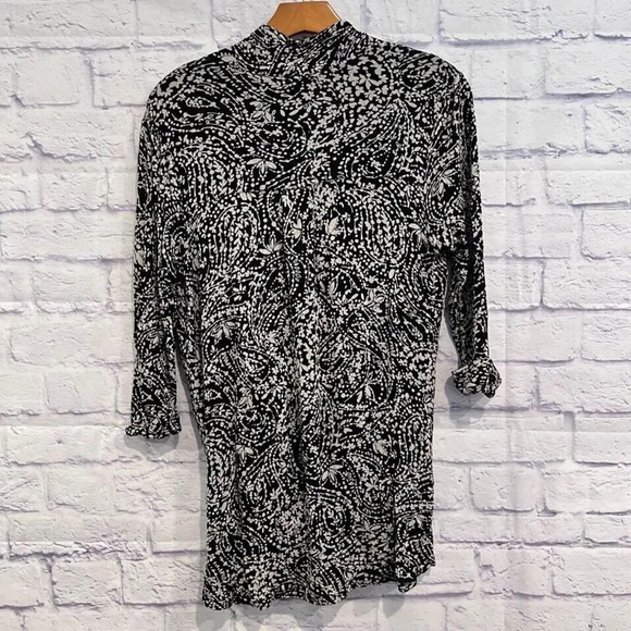 Julienne W Long Sleeve Women’s Floral Print‎ V-Neck Tunic Blouse Medium - Picture 2 of 7